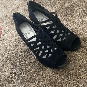 Black party heels.